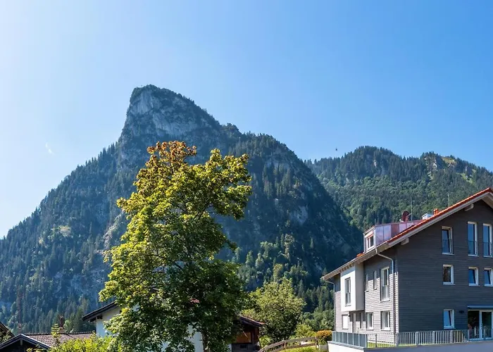 Ferienwohnungen Friedenshoehe In Oberammergau